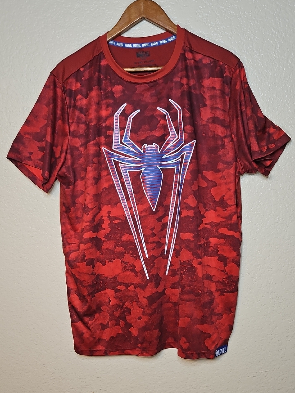 Use Good  2X(50/52) Marvel Red Camo Spider Emblem Short Sleeve Tee